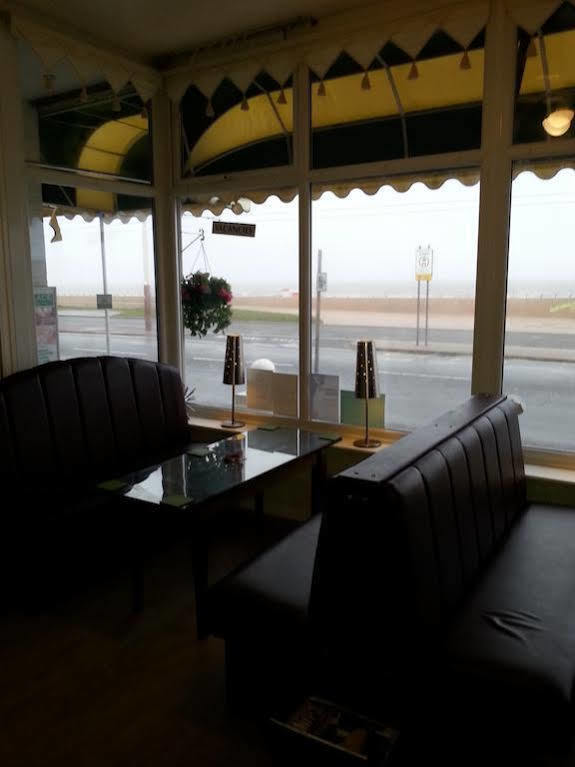 Wallace Hotel Blackpool Ngoại thất bức ảnh